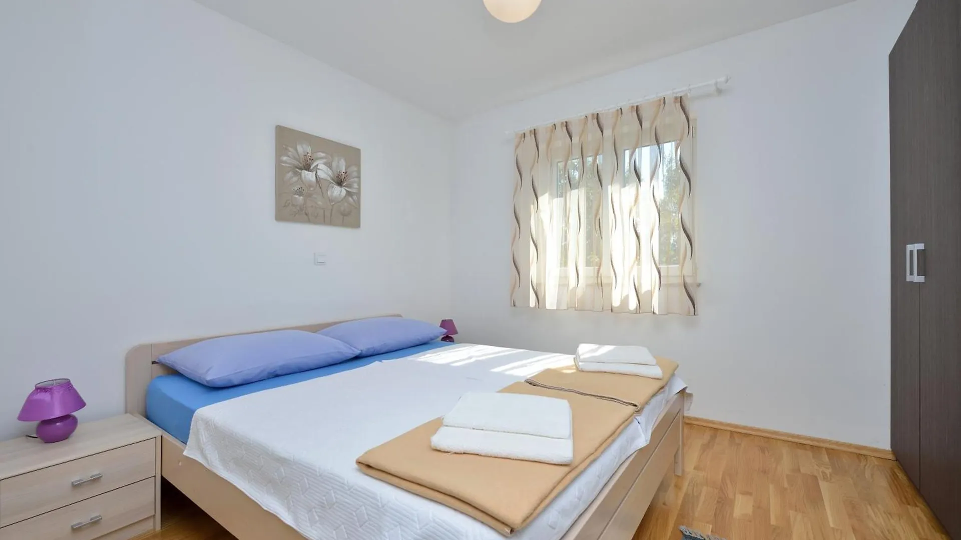 Apartments By The Sea Privlaka, Zadar - 23197