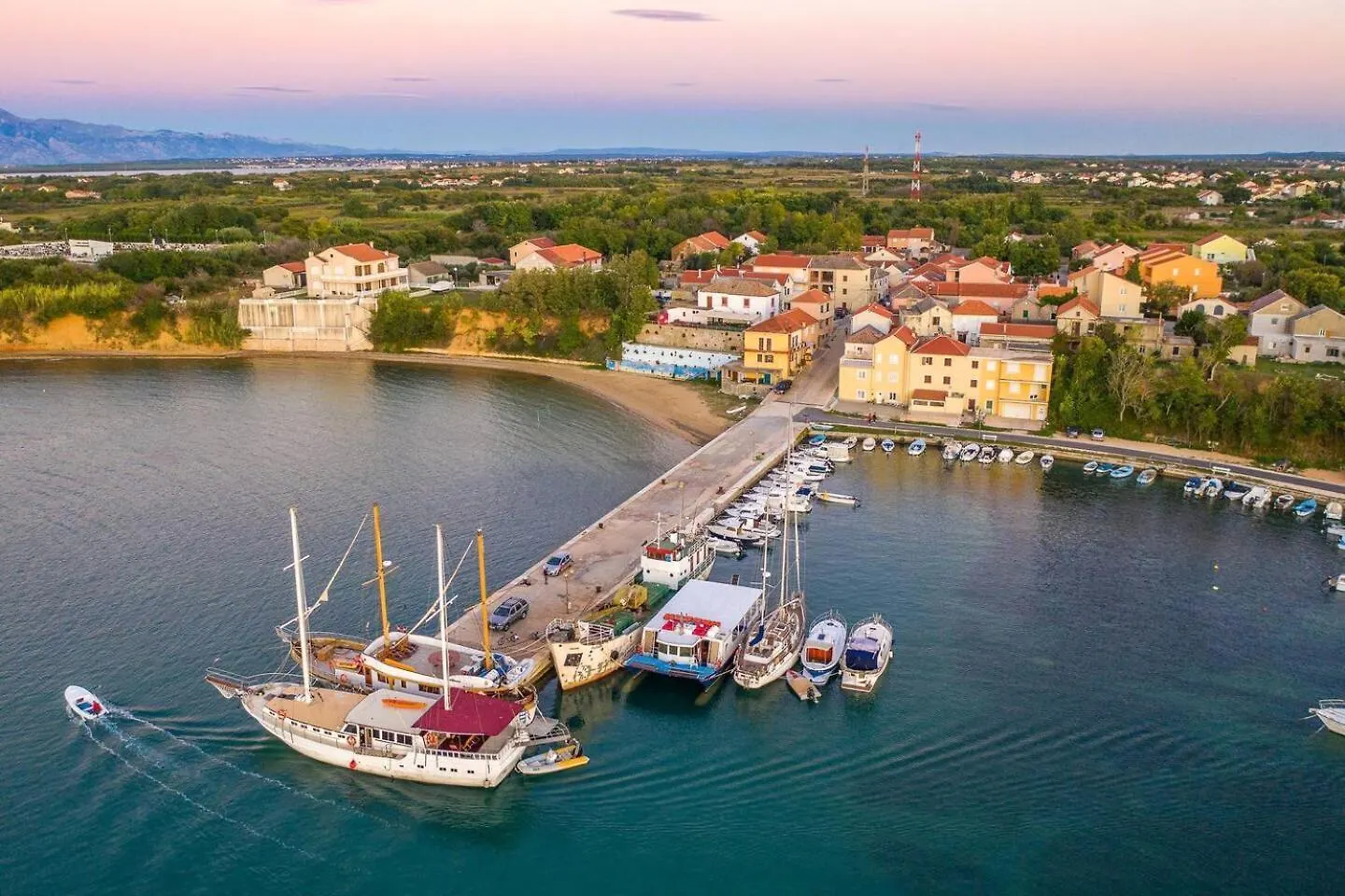 Apartments By The Sea Privlaka, Zadar - 23197 Privlaka (Zadar)